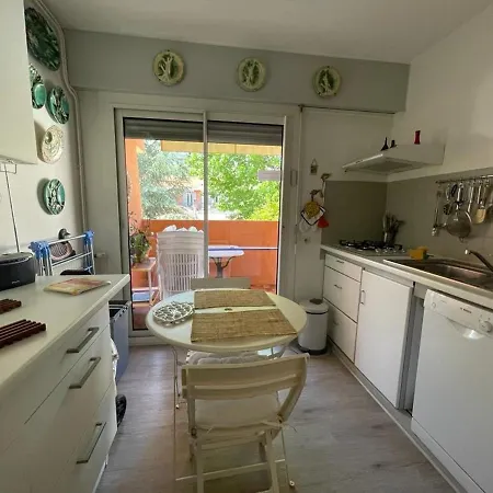 شقة Arcachon: T2 Avec Acces Direct A La Plage, Terrasse Et Parking Prive - Fr-1-474-59 آركاشو