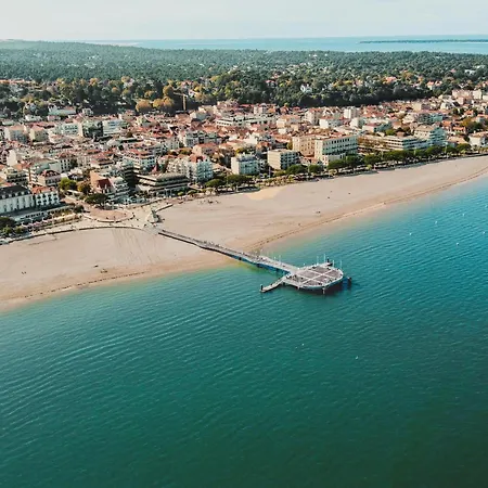 Arcachon: T2 Avec Acces Direct A La Plage, Terrasse Et Parking Prive - Fr-1-474-59