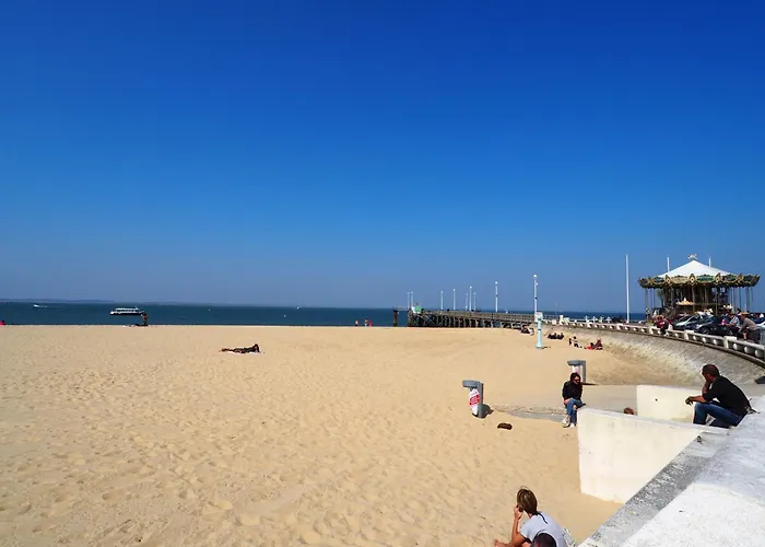 Arcachon: T2 Avec Acces Direct A La Plage, Terrasse Et Parking Prive - Fr-1-474-59