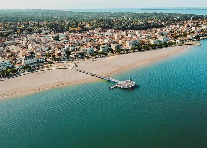 Arcachon: T2 Avec Acces Direct A La Plage, Terrasse Et Parking Prive - Fr-1-474-59